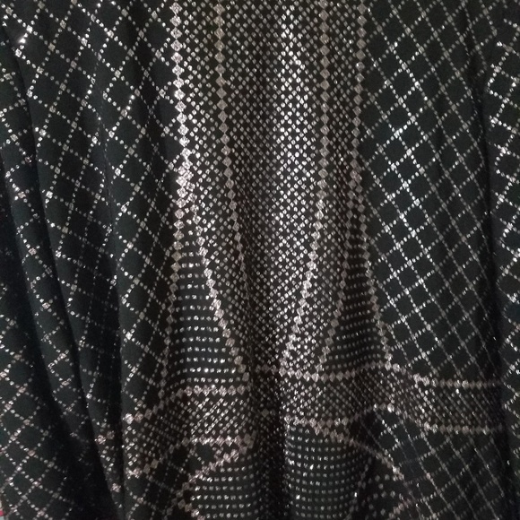 Blouse - Picture 2 of 2